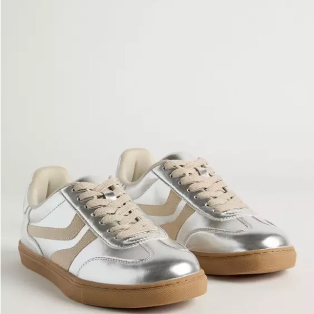 NW Women’s Torrid Size 10WW Quilted Lace-Up Metallic Sneaker